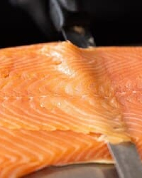 ΚΑΠΝΙΣΤΟΣ ΣΟΛΟΜΟΣ ΣΚΩΤΙΑΣ 